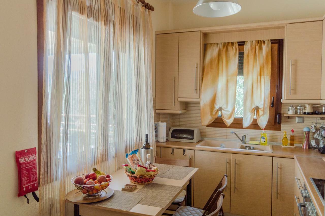 Family Resort In Неа-Врасна Екстер'єр фото